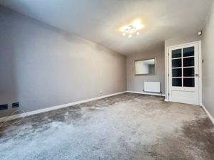 Photo 27- click for photo gallery